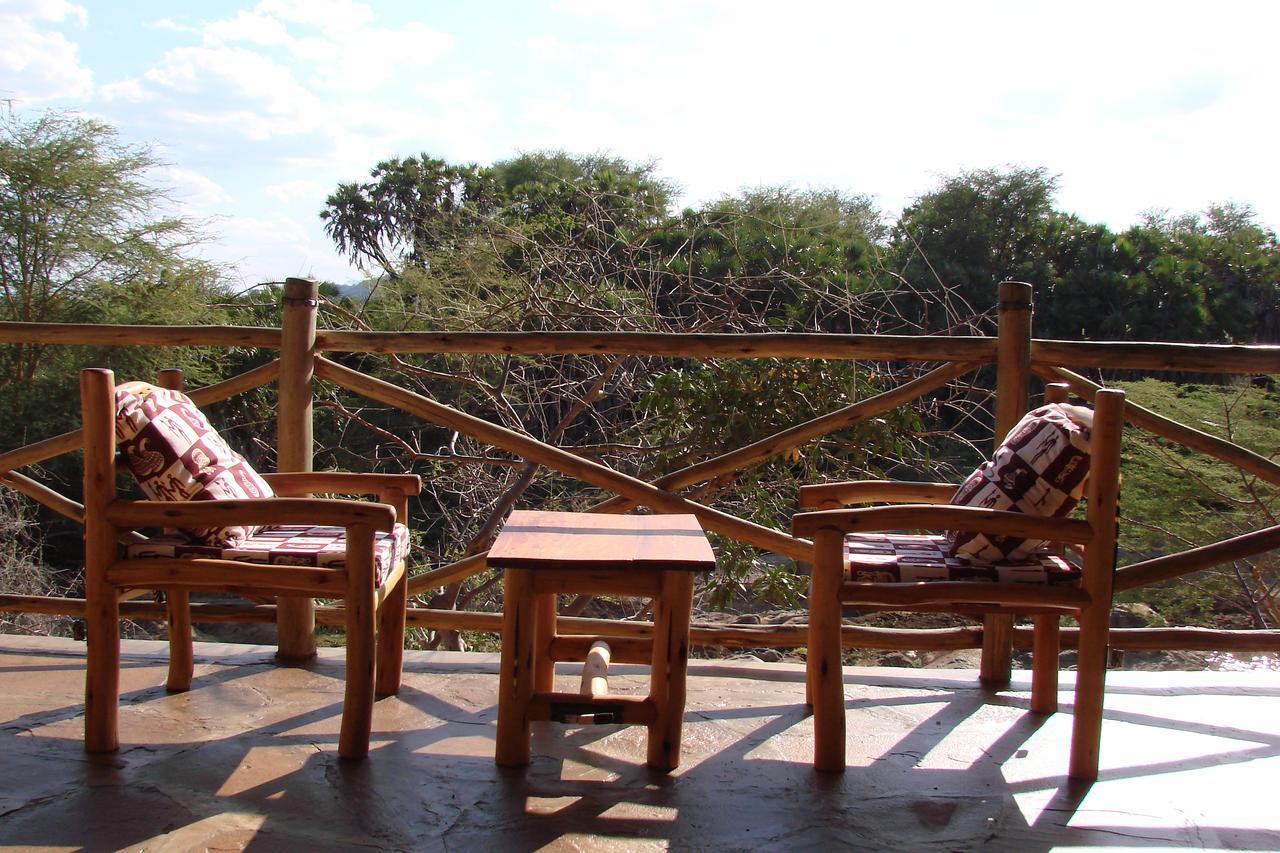 Maneaters * Tsavo