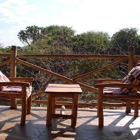 Maneaters Villa Tsavo Exterior photo