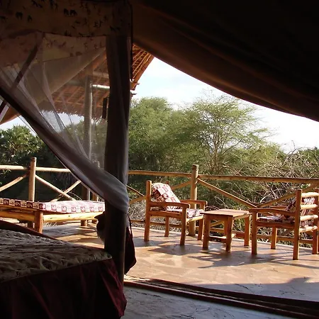 Maneaters Villa Tsavo Exterior photo