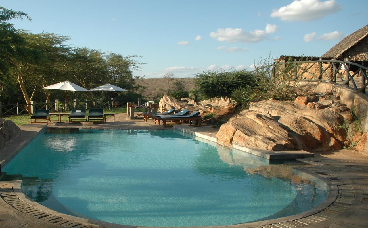 Maneaters Lodge *
