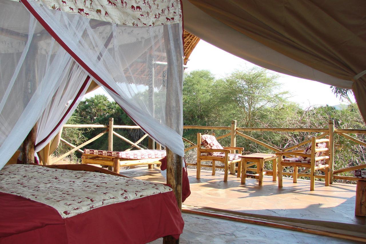 Maneaters Lodge