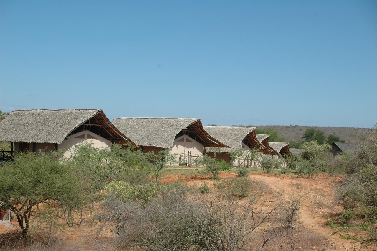 Maneaters Lodge